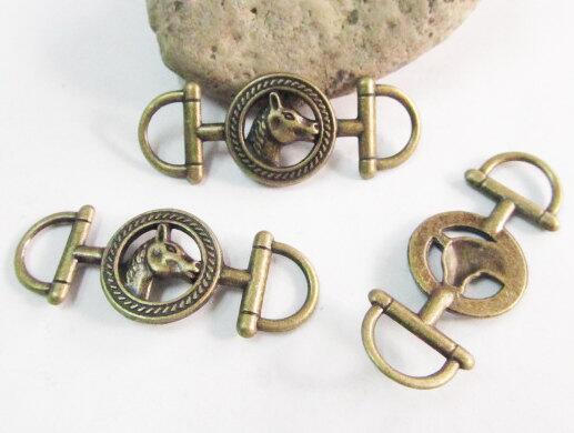 learcara's tweet image. vi piacciono i #cavalli? in arrivo nuovissimi braccialetti a tema ;) 
#amicianimali #braccialetti #ippica #cavallo