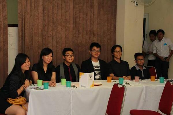 infoFETO's tweet photo. @sixenalevina @suvonny @ivnaivna http://t.co/lC7Pz2WNCP