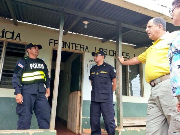 seguridadcrc's tweet photo. @luisguillermosr vista puesto policial de Los Chiles@CelsoGamboaCR http://t.co/vt10W9ITrI