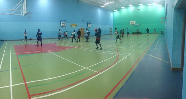 RidersBF's tweet image. Great to see so many kids spending their Friday evening down at New College S2F! #RiderUp #CommunityHoops