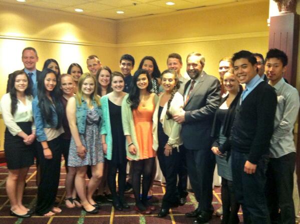TriCitiesCoC's tweet photo. Smile! @TFSRaven students meeting @ThomasMulcair at our lunch event. #TCMulcair #canpoli http://t.co/ijphdW43m7