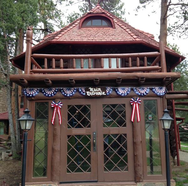 HiwanHomestead's tweet photo. Looking for things to do this #MemorialDayWeekend ? Bring the family to the Hiwan Homestead museum! #history http://t.co/GsullZfU8T