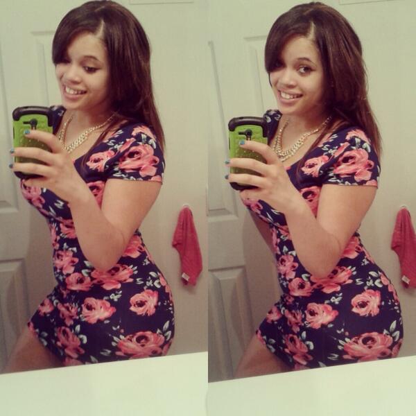 Jaylaaaaaaaaa_'s tweet photo. Happy bday to me!  💋💐🎊🎉🎈🎂 http://t.co/1aJGhr7kHL