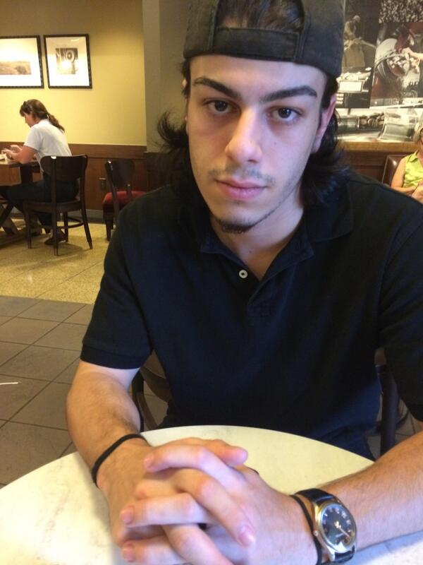 kiianamariie's tweet photo. Getting Starbucks before driving Devin to work (at a different Starbucks) http://t.co/fAgGg0Z4Ia
