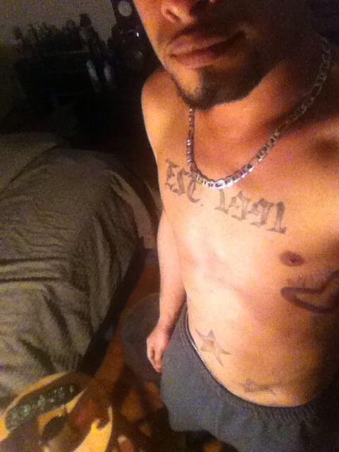 jose_jaytee9147's tweet photo. What were u thinking?? 😏 http://t.co/qYatcRwJqJ