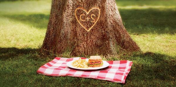 LunchMatch tweet picture