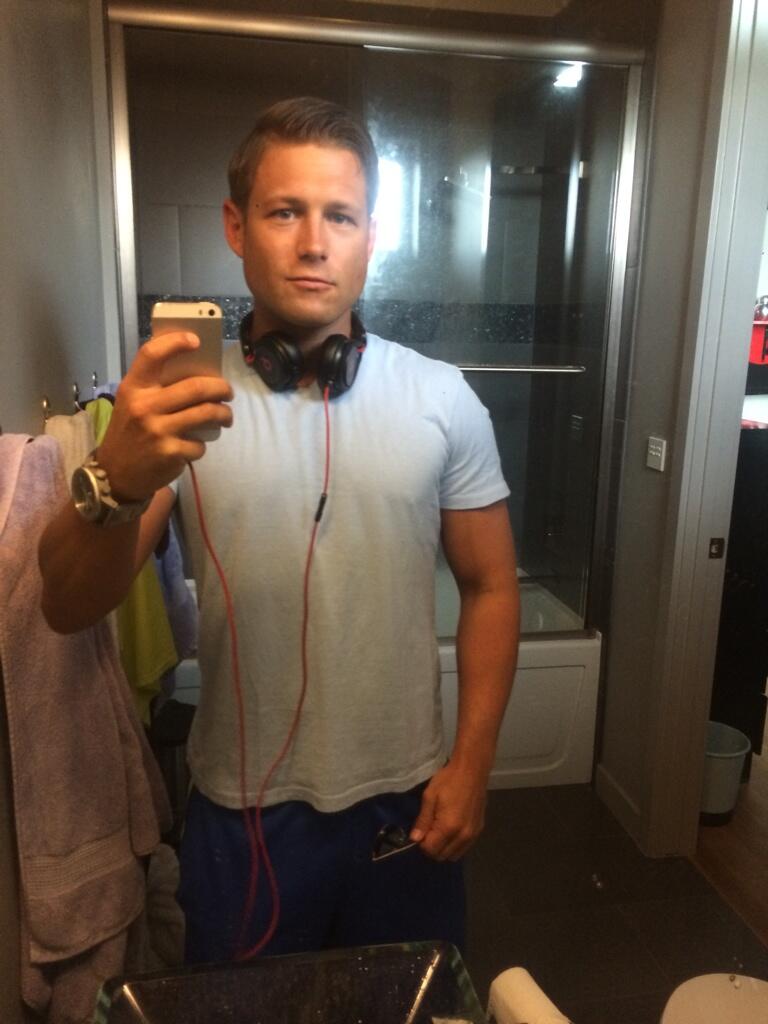 bobby-clark-on-twitter-shaved-smooth-hike-beatsbydre-felt-so-good