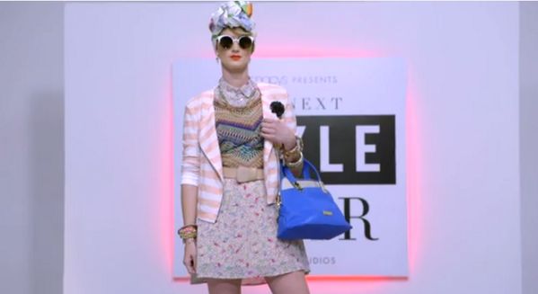 Macys's tweet photo. Kicking off the weekend with some print-on-print action! #NextStyleStar http://t.co/rOFiO9D0x7 http://t.co/uCulEPGBjB