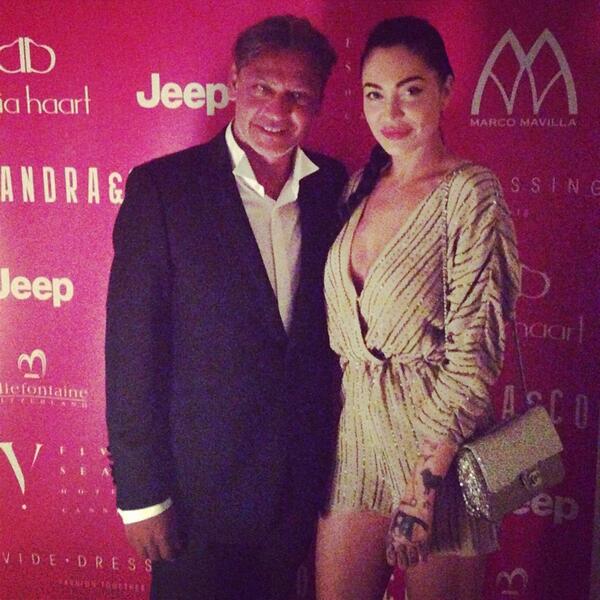 Valerie Zeitoun et la rockstar <a href="/PorcelainBlack/">PORCELAIN BLACK</a> dans la suite <a href="/SandraandcoFR/">Sandra Zeitoun </a> !