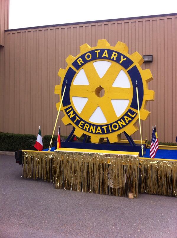 NRHSInteract's tweet image. Two of our Interactors are attending the Rotary district 7820 conference on behalf of our club!