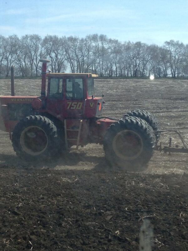 Ac quit in the old girl. Just underwear and ear muffs <a href="/DustyFish9/">Dustin Fisher</a> #tarpsoptional #farmproblems
