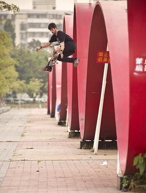 SkatersBLike's tweet photo. Chris Cole 😃👏👏 http://t.co/FnnL7SOyXL