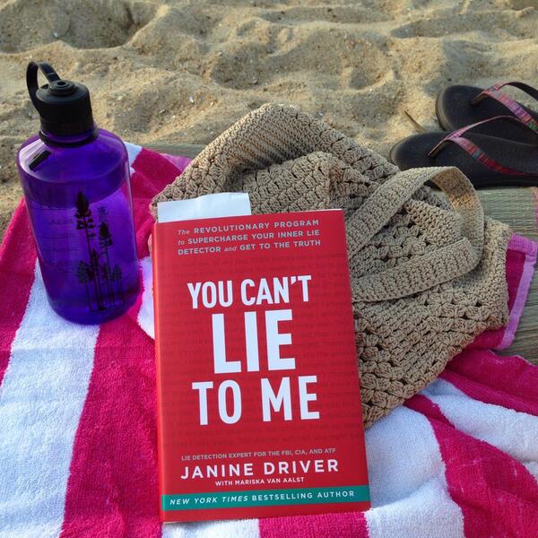 CorporateHRGirl's tweet photo. @janinedriver loving the book! #BeachRead #rehoboth #VASHRM14 http://t.co/w5G1QJiQnt