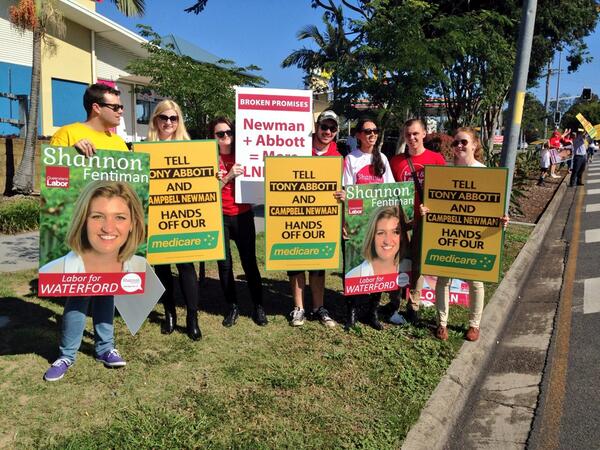 ShannonFentiman's tweet photo. Logan Rally to save Medicare #qldpol http://t.co/EHJXdXacyk