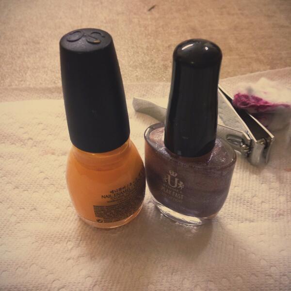 TUGirlProblem's tweet image. Last time painting with the #TUGirlProblem polish... #congraduations #tayloru