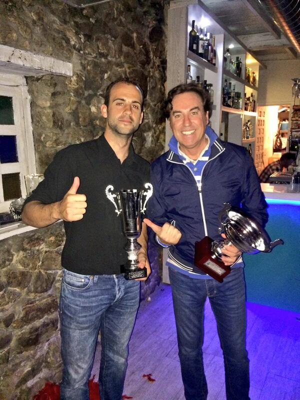 FSPinturasLavin's tweet photo. grandeess @PipiEstrada1 @piltrin dandolo todo..como siempre jaja #doblete #invictos http://t.co/mP9fQ56OdQ
