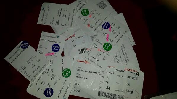 capek terbang terussss 😥