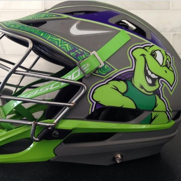 LacrosseGods's tweet photo. RT if you'd wear these helmets! http://t.co/8QUsfapn0O