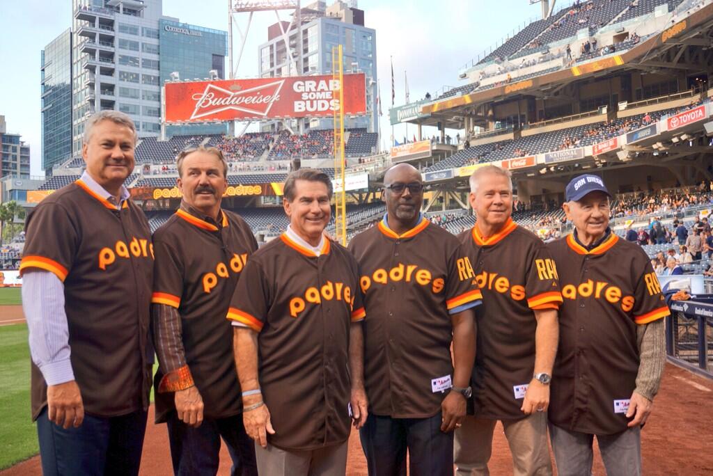 San Diego Padres on X: Members of the 1984 National League Championship  team pose for a group picture before pre-game ceremonies #Brownout   / X