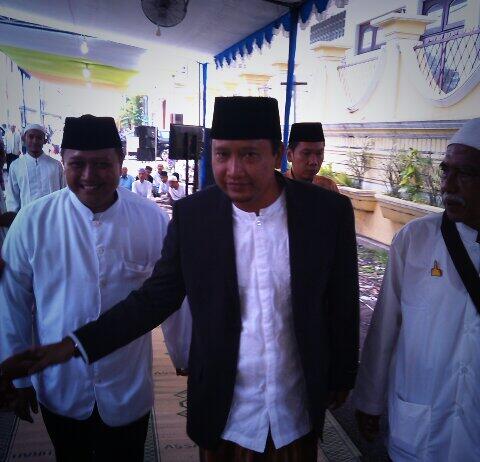 wahonosuningrat's tweet image. Bupati Pasuruan Gus Irsyad.... #pengajianakbar