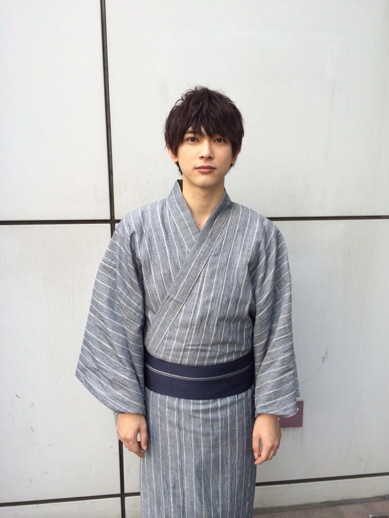 吉沢亮 Tシャツ 吉沢亮 Tシャツ Lサイズ ホワイト 白 15周年記念トークイベント