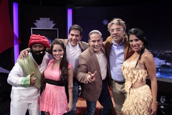 hermanosnunez's tweet photo. Gracias por la invitación @patomartegamatv ! Disfrutamos muchísimo @kattyatamayo @PatoBorja @ChinaRuiz5 #corrientazo http://t.co/lGELcPT14P