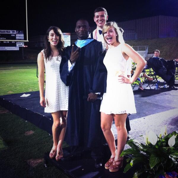 jwilliamson0's tweet photo. Can you believe it's graduation day?? It hast sunk in yet. @Octavius77 @jedimind_trick http://t.co/8mTBIz714s