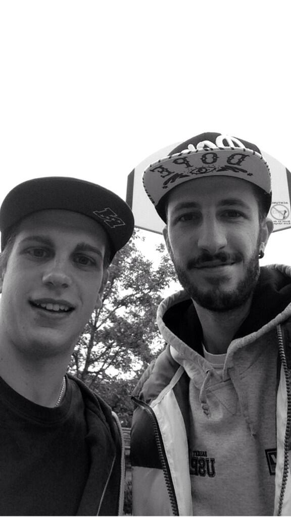 pizzod92's tweet photo. Giornata campetti @Bruneck_Brunico allenamento @vallinijonny #NBADraft #ahhsii? #8.5 http://t.co/X4kszS5sgC