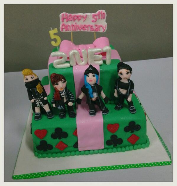 krungy21's tweet photo. Thank you so much Blackjack Malaysia!!! We had so much fun tonight!!! We love you!!! :) #AON #KualaLumpur http://t.co/Xv07zfqjkN