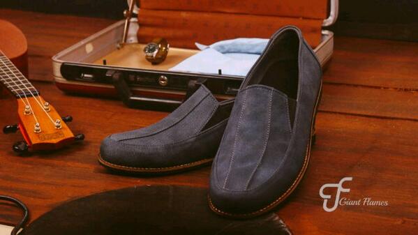 New Giant Flames (GIANT BLUE ORCHAD) info/order sms:087809233445 pin:23928835 cockerelshoes.com