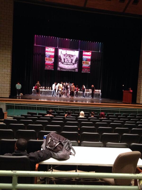 JBMuscleFactory's tweet image. We made it! Pre Judging in an hour