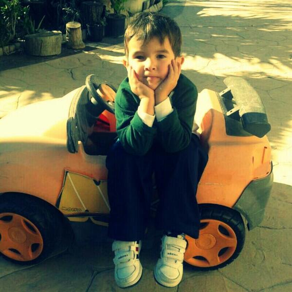 MAngelesAlacid's tweet photo. Sin intención de nada , y me da todo. Mi gran pequeño! 😻😻 http://t.co/HbJoTmPcsS