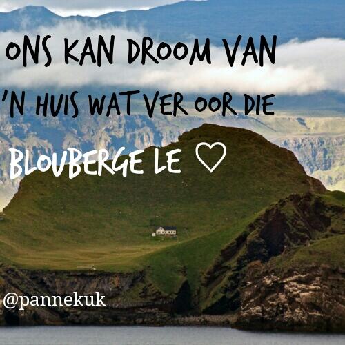 pannekuk's tweet photo. #blouberge http://t.co/zpPn6Ab4uF
