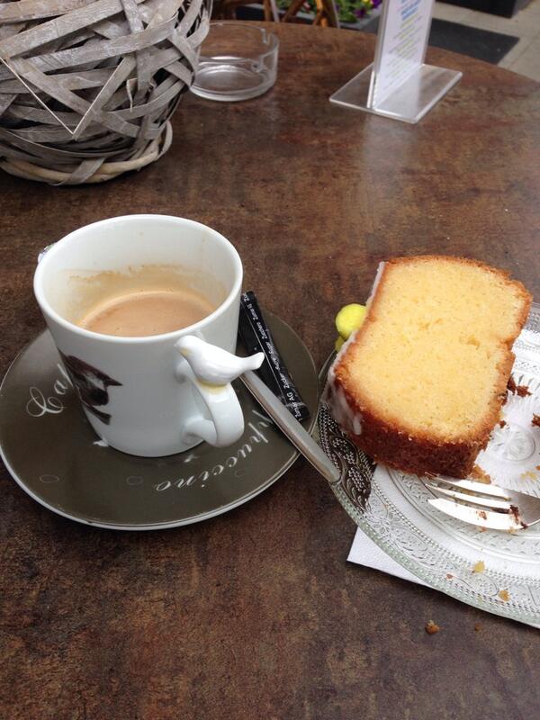 realTimoGlock's tweet photo. Quick coffee cake stop! Great bike ride @MeridaBikes @lampre_merida #yellowbeast #DTM #prep2014 http://t.co/F43n9ioqOV