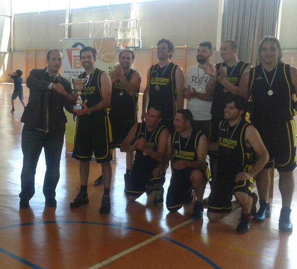<a href="/CBUmbrete/">CluBaloncestoUmbrete</a> campeón de la Maxiliga