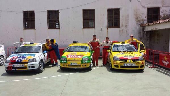 Los clio acaban una prueba más. Y en la zona alta. Enhorabuena equipo!