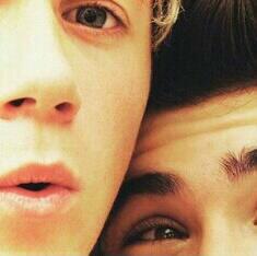 "Afghfghjklfghjkl" *-*