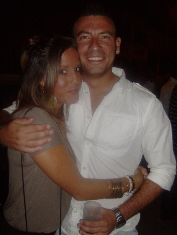 Jessyka_Gar's tweet photo. Felicidades mi amore @Monterytho por muxos cumples mas junto a ti   :)) te quiero http://t.co/68nwVf9jt8