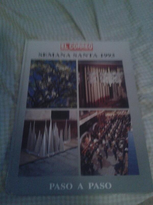 Como hemos llegado a 3.000 seguidores, sorteamos este libro cofrade. Para participar da un RT ¡¡¡Suerte!!!
