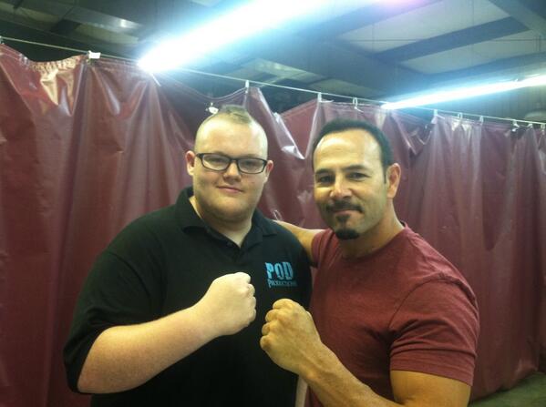 RealRockinRay's tweet photo. @mexwarrior and I http://t.co/i5uFgZvYQ6