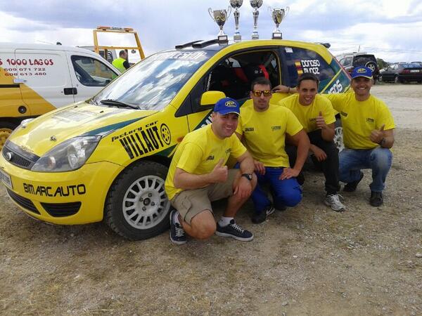 Unai_Valdes's tweet photo. Buen rally el de hoy. Primeros de claseee!!!! Jajjaaaj. Gran equipo!! @Albertoquiros16 http://t.co/7JDxBNKQ6T