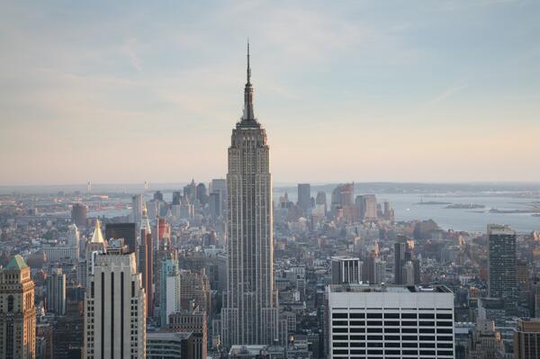 METALOCUS's tweet photo. 27_Empire State Building_Shereve-Lamb-Harmon_NY_1930-1: Javier Salcines http://t.co/3VKQ6TTTS0 #taschenmetalocus2014 http://t.co/IRnOE6tMTb