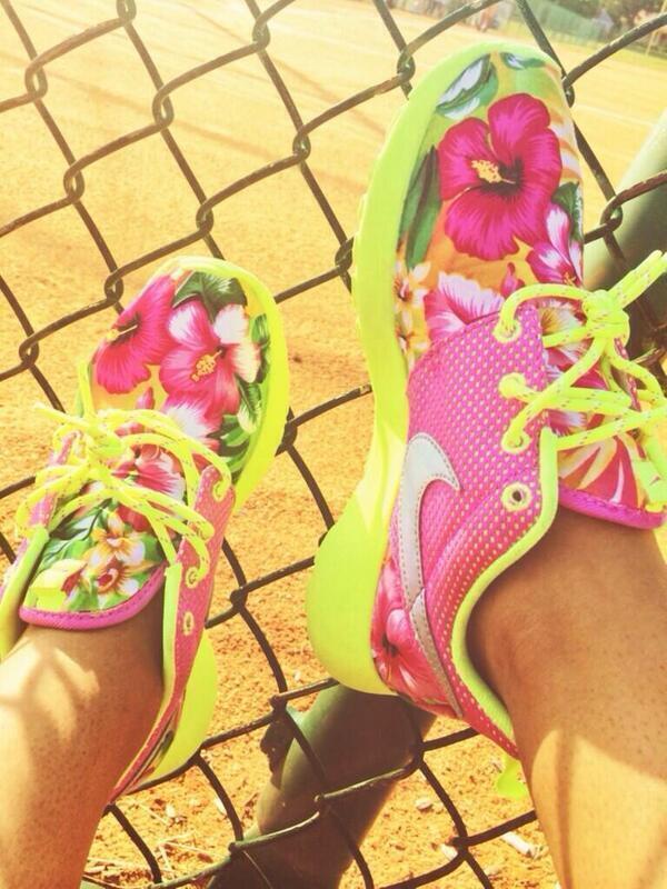 ItsGirllCode's tweet image. These are the cutest Roshes I've ever seen😍