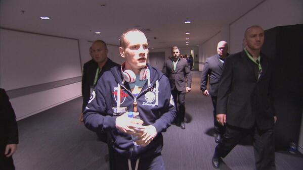 SkySportsBoxing's tweet image. Mixed reception from the Wembley crowd as @StGeorgeGroves arrives ahead of #FrochGroves2. #skyboxing #TeamGroves