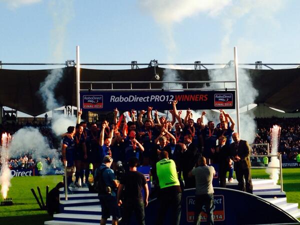 JustEatIE's tweet photo. Wooh!! “@RaboDirectPRO12: Celebration time for @leinsterrugby http://t.co/zHc6cH1mpt” #rabodirectpro12 #RaboPRO12Final