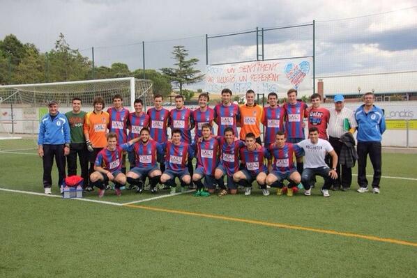 FCPRADENC's tweet photo. @joseprocky, Un sentiment, una il.lusió, un referent! No és un adeu, és un canvi d'etapa! #viscaelpradenc http://t.co/3r95Ogvd6P