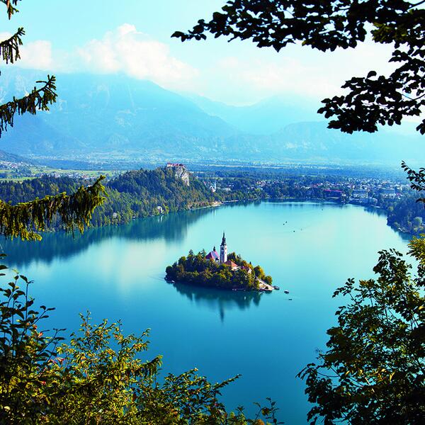 TravelLeisure's tweet image. From the cliffs of Tellaro to the waters of Bled, here are Europe's most beautiful villages: tandl.me/1wIaiFg