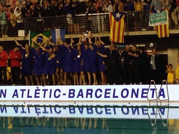CNABwaterpoloF6's tweet photo. The european champions league winners!! http://t.co/Zr2vXPEPBS