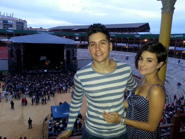 AuroraSubi's tweet photo. Ir al concierto de Dani Martin.. Plan del sabado noche improvisado!:) http://t.co/NHMx8DMe7x