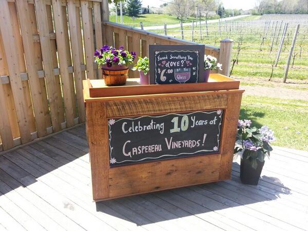 gaspereauwine's tweet photo. It's always wine o'clock with sunshine like this! #nswine #summerishere  #tidalbay #gaspereauwine http://t.co/eyXRpSryOJ